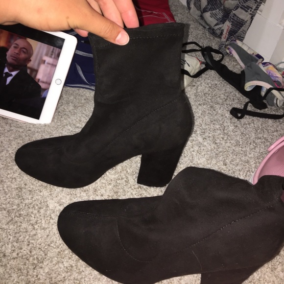 Black Velvet Heels - Picture 2 of 6